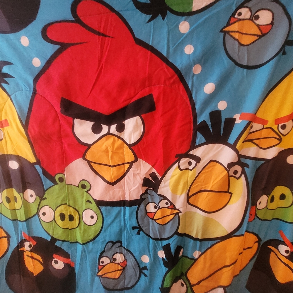 Angry Birds Comforter Set